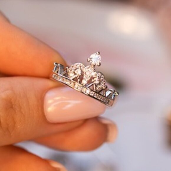 💎 Sweet Beautiful Party Crystal Clear Heart Crown Lovely Ring for Women, PD600 - Picture 2 of 3